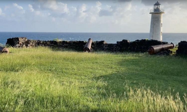 Le phare de vieux fort en Guadeloupe
