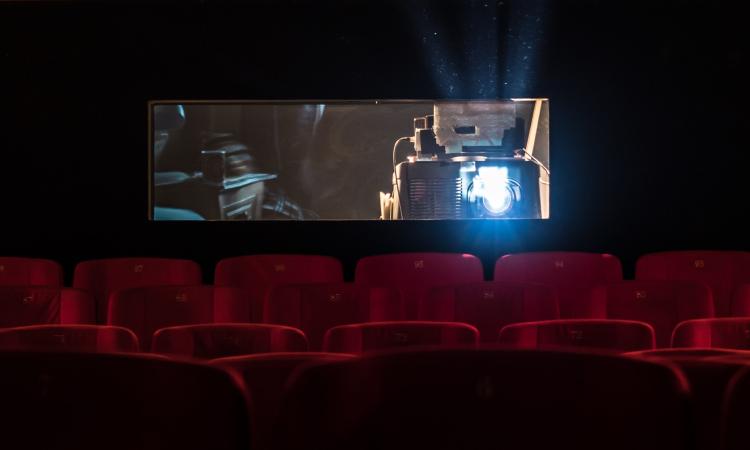 Le cinestar restreint l’accès des salles aux mineurs non accompagnés le samedi soir