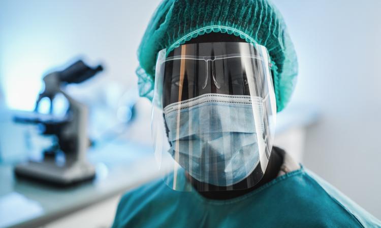 Réintégration des soignants suspendus : le bras de fer entre l’état et le collectif se poursuit