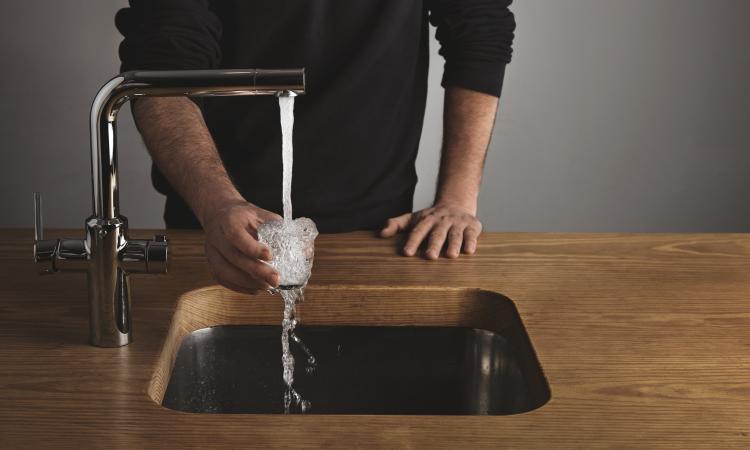 Eau potable en guadeloupe : l’état semble vouloir « accélérer » la remise en état du réseau