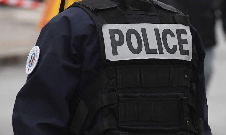 Trois policiers, dont un exerçant en guadeloupe, soupçonnés d’escroquerie aux prêts bancaires