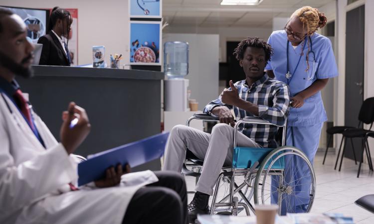 Retour des soignants non-vaccinés : le décret publié