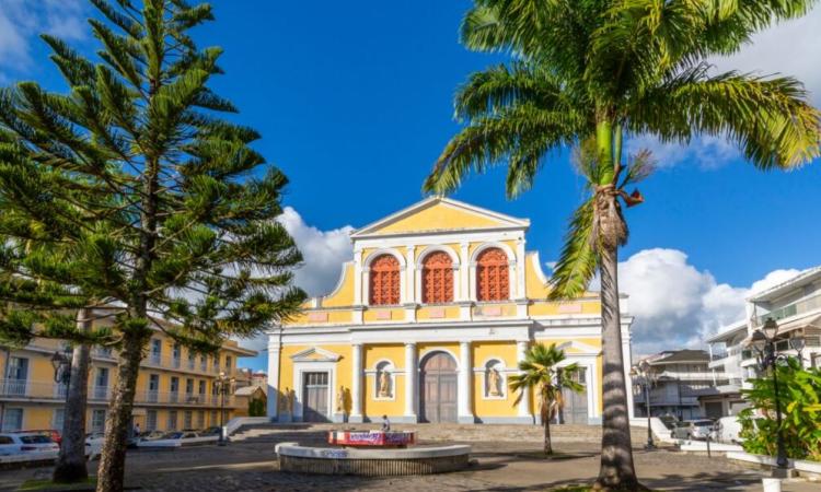 Pointe-à-Pitre: Un voyage à travers les ruelles colorées