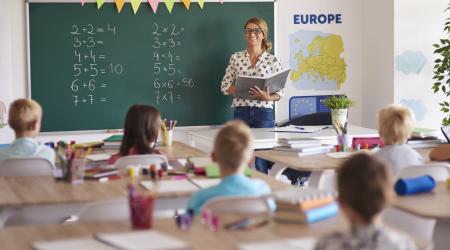 Macron annonce des augmentations pour les enseignants, certaines sous conditions !