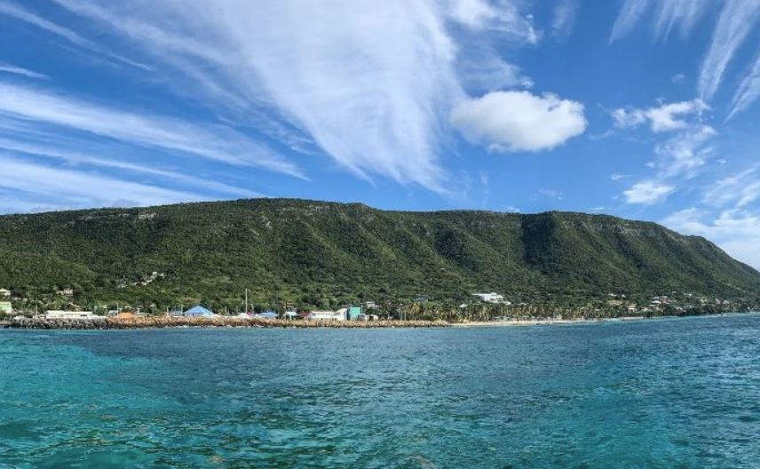 Une vue panoramique de l'île de la Désirade
